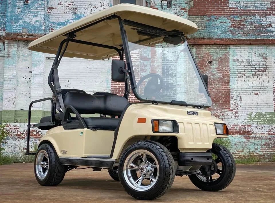 2016 Club Car Villager LSV Golf Cart for Sale - Image 2