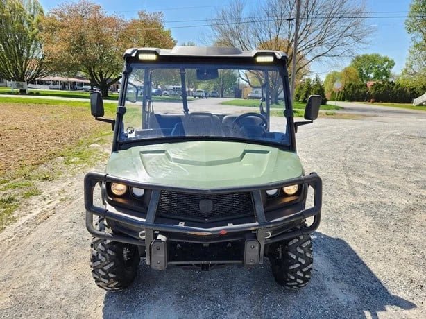 2018 John Deere Gator XUV 835M 4WD Utility Cart with 54 HP for Sale - Image 2