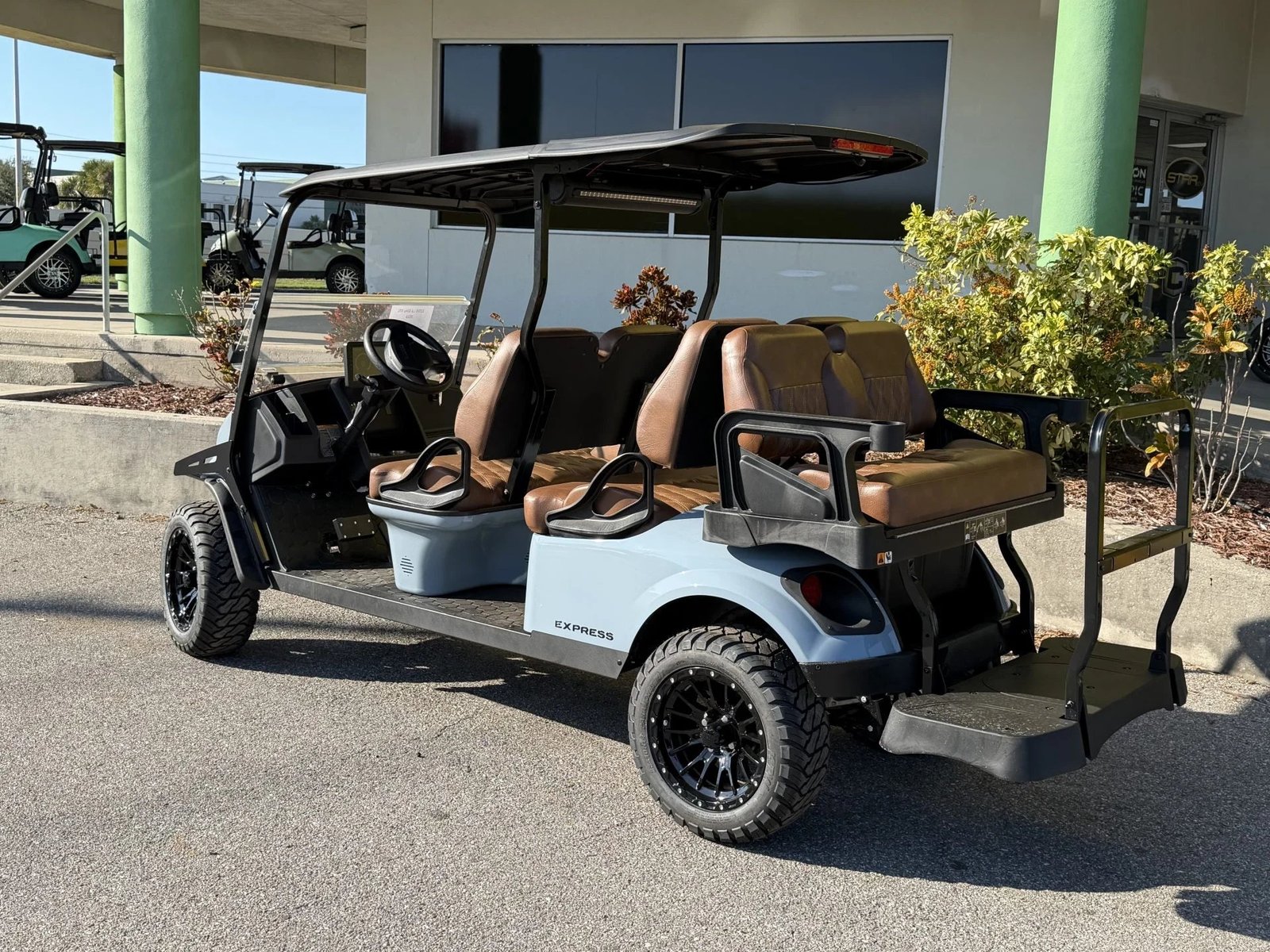 2026 Elite Lithium E-Z-GO L6 Technology Package Golf Cart for Sale - Image 2
