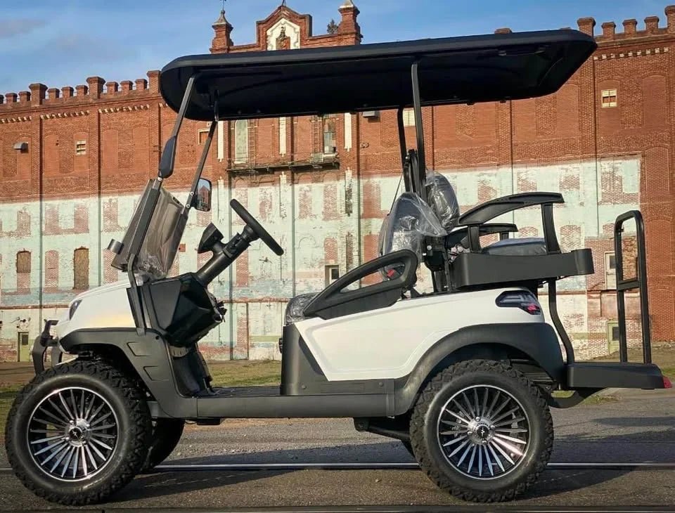 2023 Atlas Lifted 4 passenger Golf Cart for Sale - Image 4