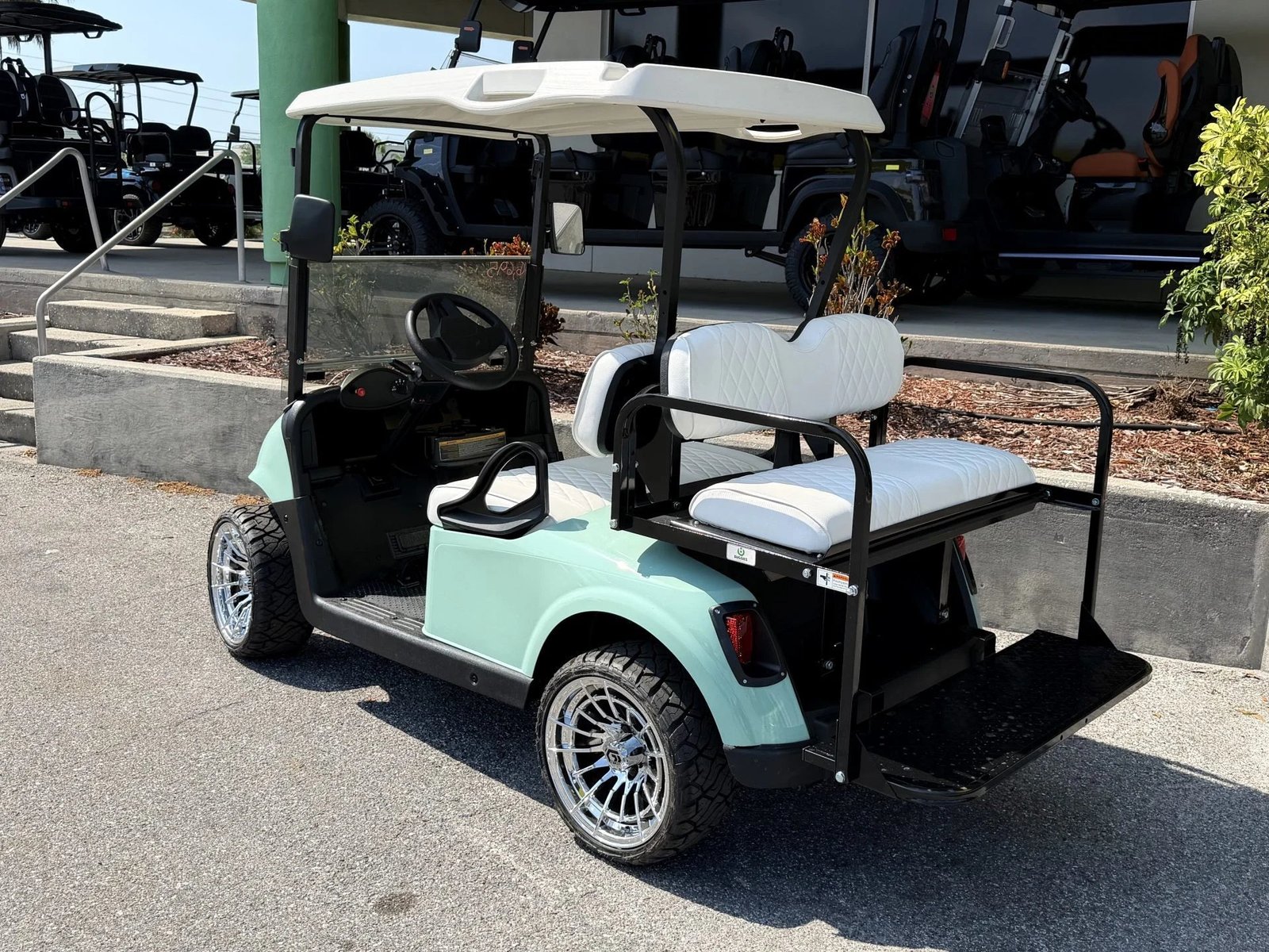2020 E-Z-GO RXV Lithium Elite Golf Cart for Sale - Image 2