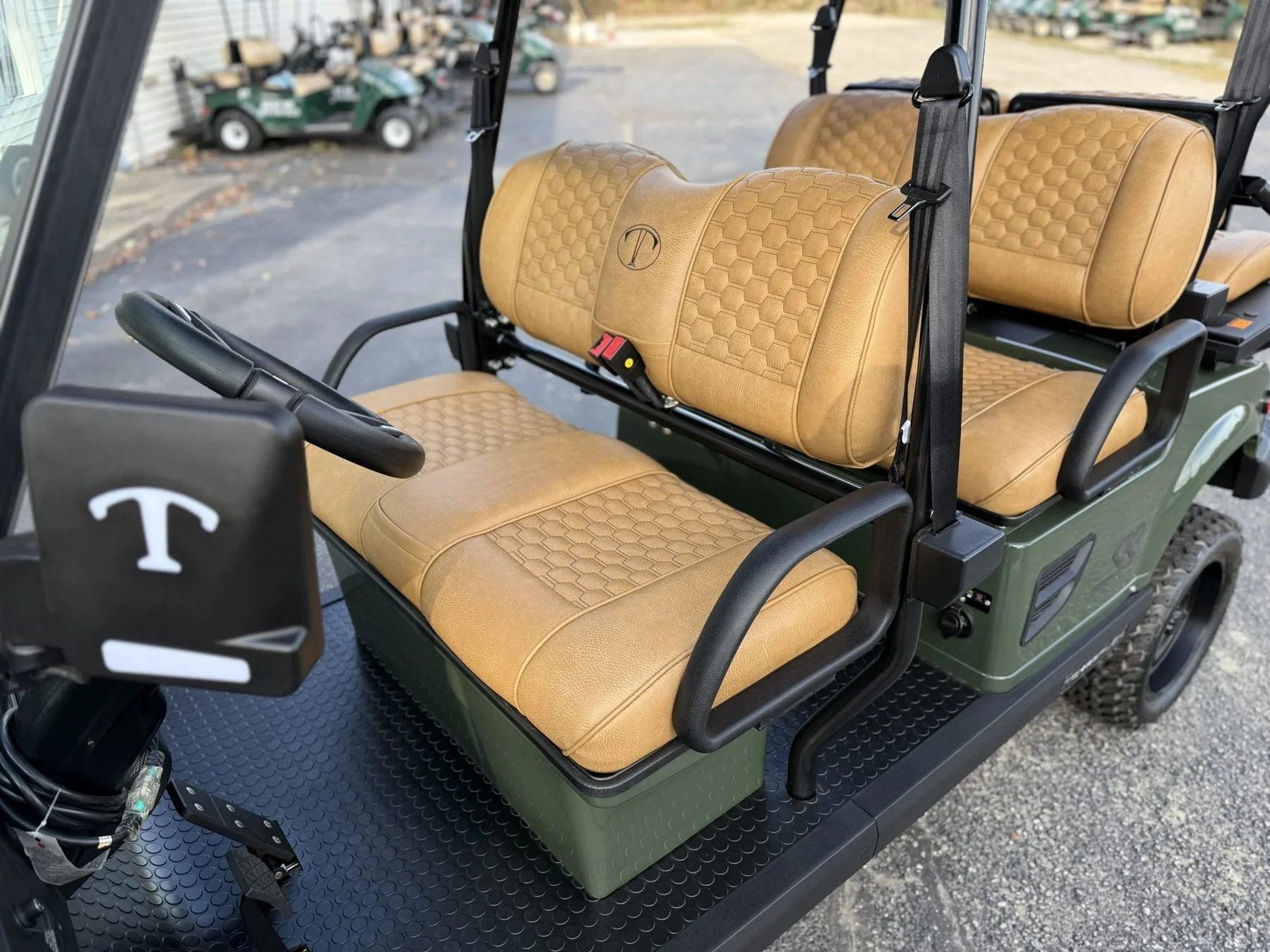2023 Tomberlin E4 Ghosthawk Golf Cart for Sale - Image 3