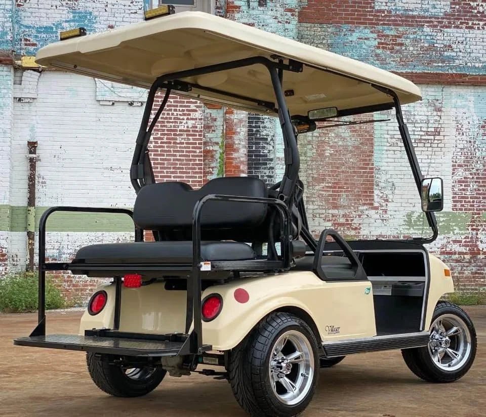 2016 Club Car Villager LSV Golf Cart for Sale - Image 5