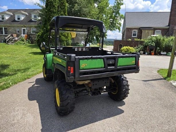 2010 John Deere Gator XUV 855D 4WD Utility Cart for Sale - Image 11