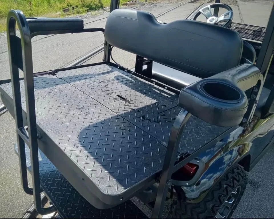2020 E-Z-GO Express S4 Golf Cart for Sale - Image 9