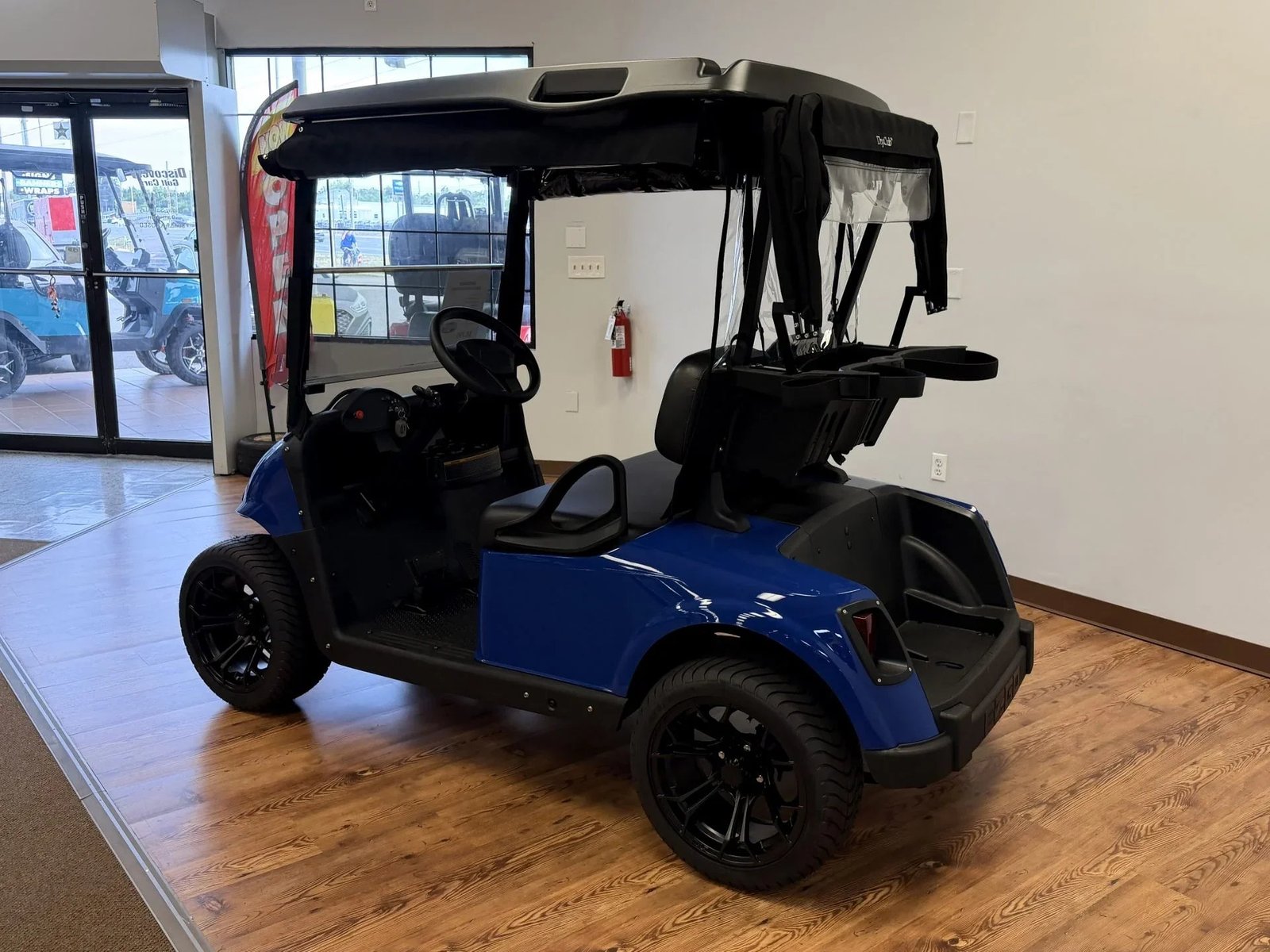 2020 E-Z-GO RXV Elite Lithium Golf Cart for Sale - Image 2