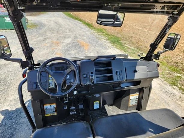 2018 John Deere Gator XUV 835M 4WD Utility Cart with 54 HP for Sale - Image 11