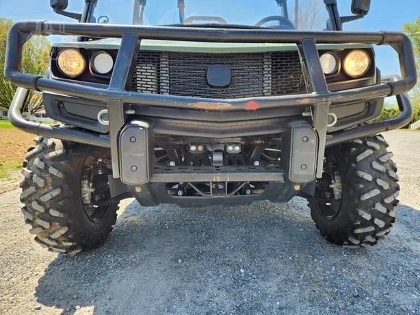 2018 John Deere Gator XUV 835M 4WD Utility Cart with 54 HP for Sale - Image 6